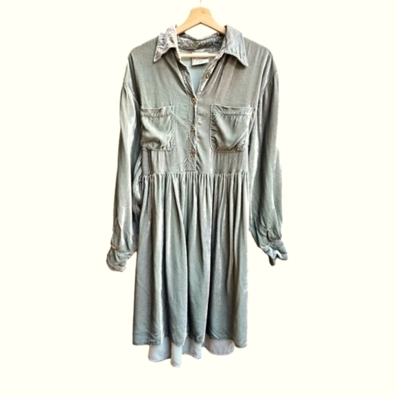 Carol Le Valley San Francisco Dresses & Skirts - Vintage Silver Carol Le Valley Oversized Crushed Velvet Dress, Size Medium